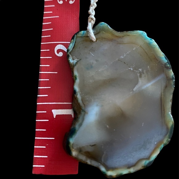 Beautiful Unique Agate Gemstone Pendant - Picture 7 of 8